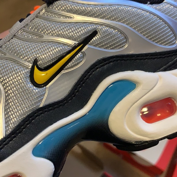 Nike Airmax Plus - Picture 5 of 9